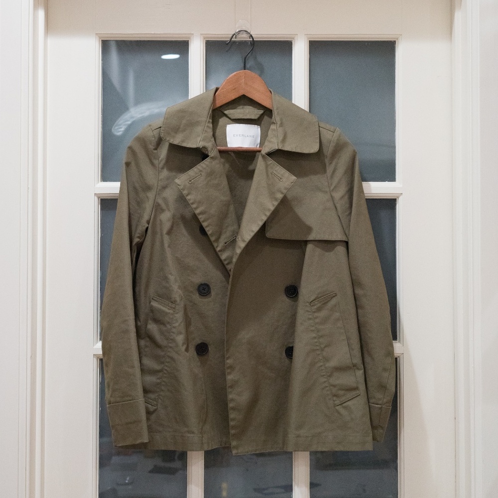 Everlane Swing Trench in sage